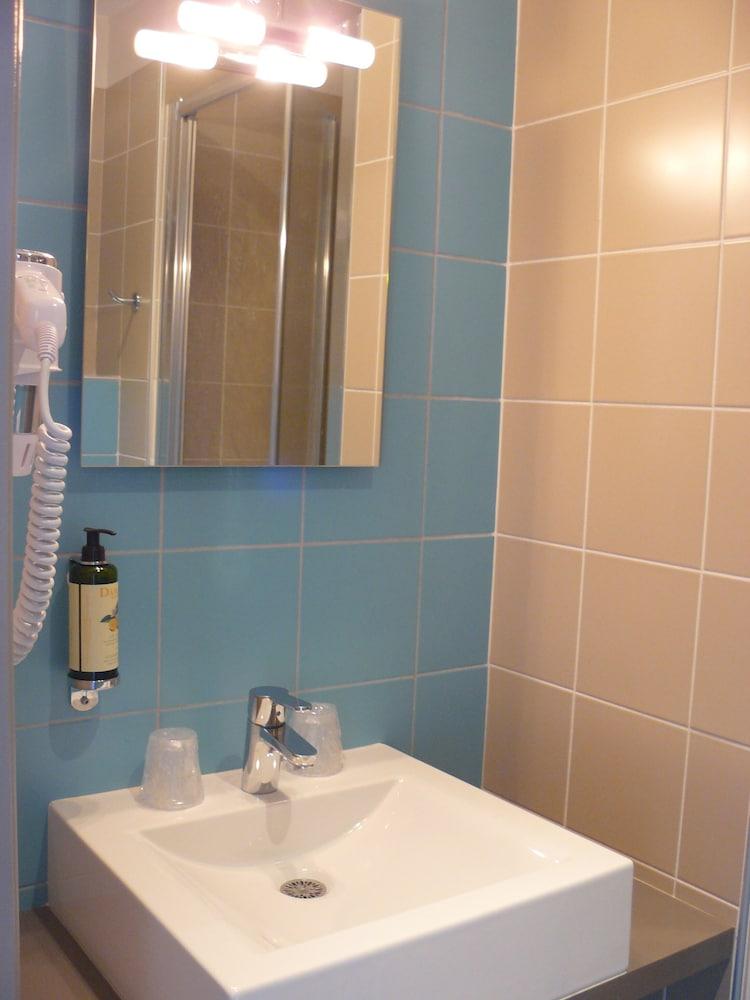 Cit'Hotel Les Alizes 里摩日 外观 照片