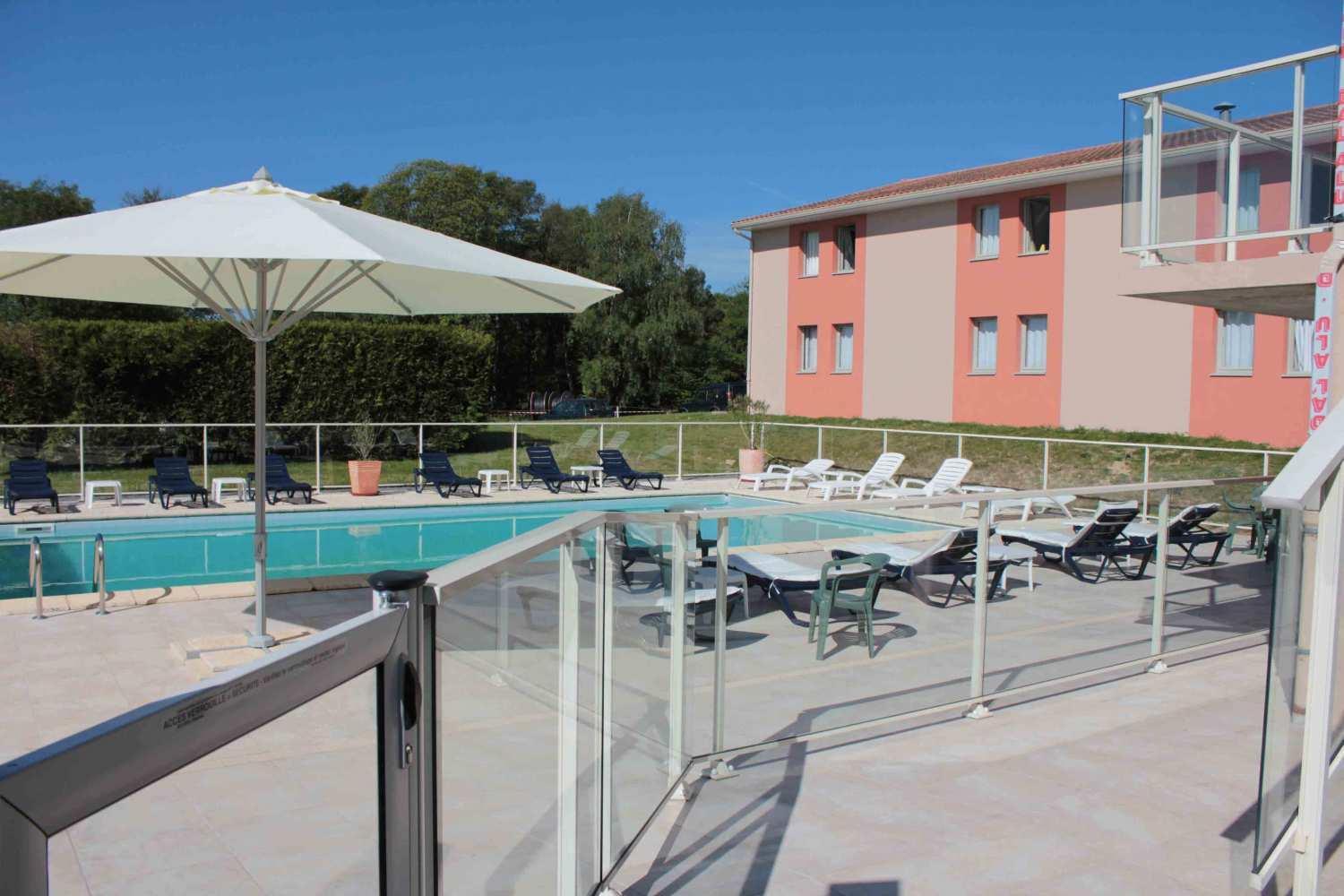 Cit'Hotel Les Alizes 里摩日 外观 照片